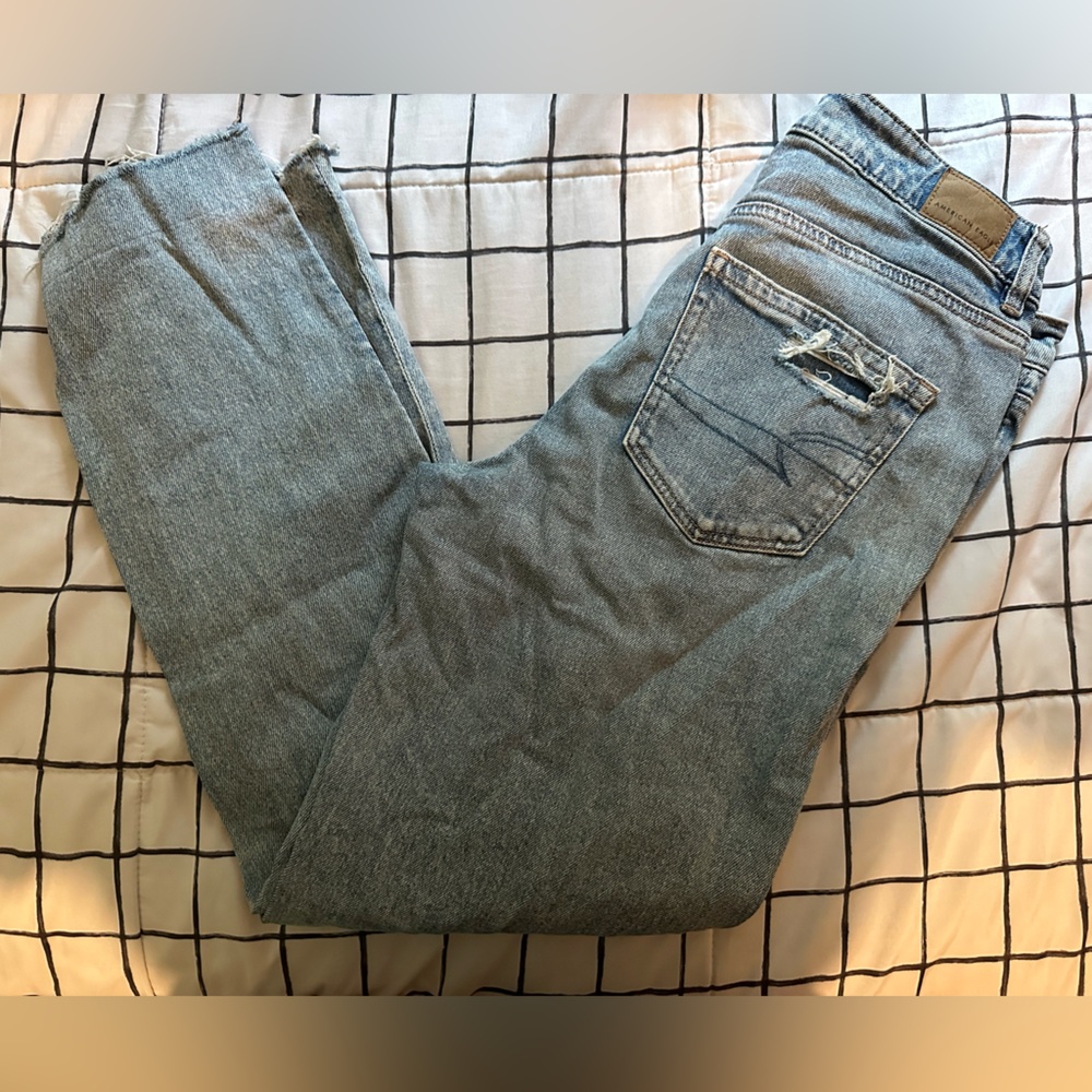 America Eagle Ripped Jeans